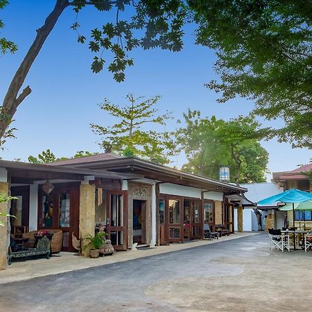 Ayo Homtel Hostel Lapu-Lapu City Bagian luar foto