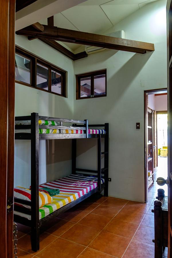 Ayo Homtel Hostel Lapu-Lapu City Bagian luar foto
