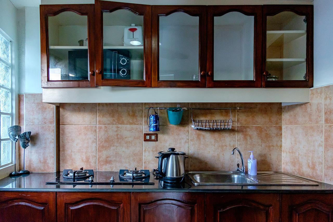 Ayo Homtel Hostel Lapu-Lapu City Bagian luar foto