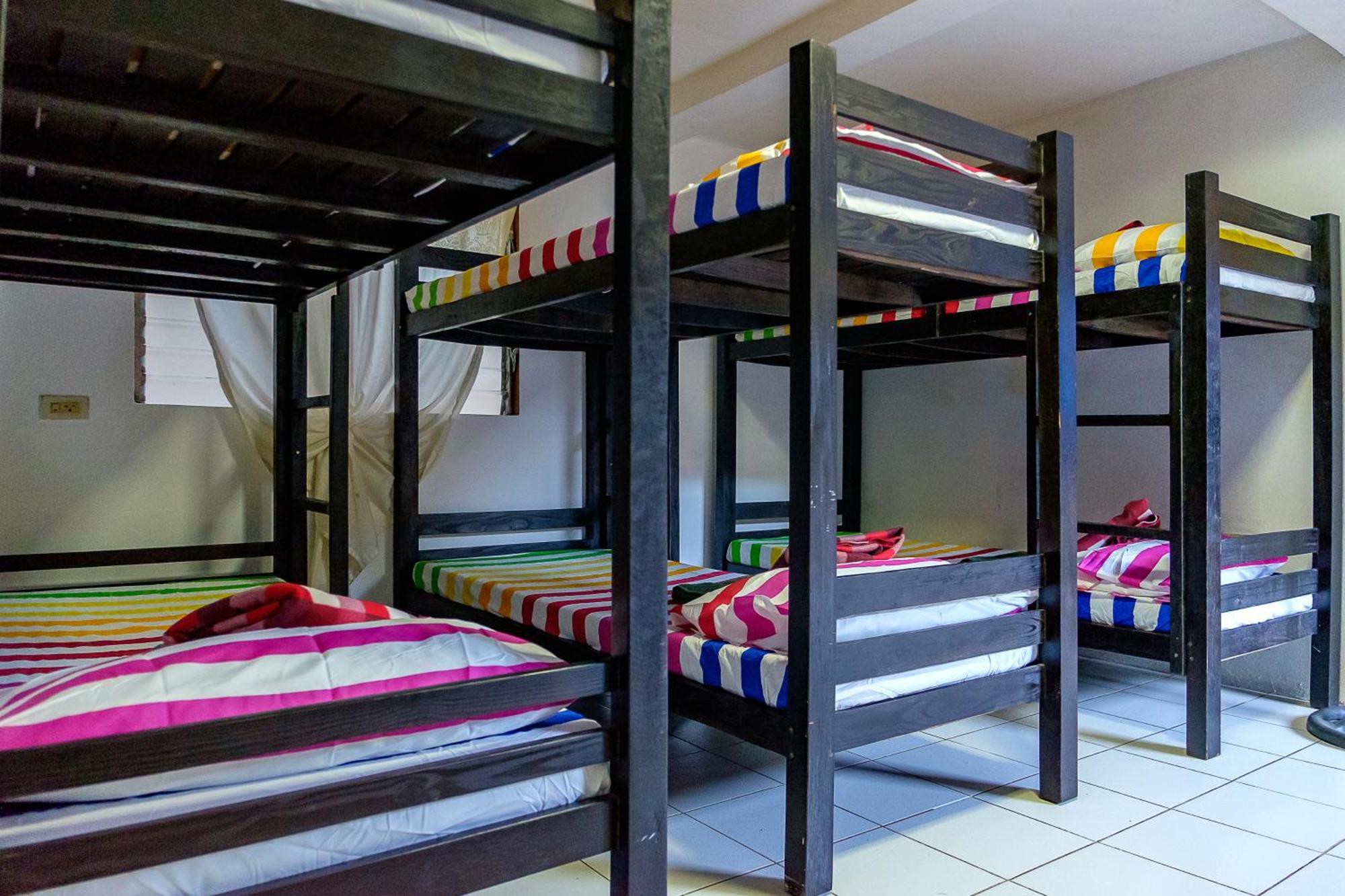 Ayo Homtel Hostel Lapu-Lapu City Bagian luar foto